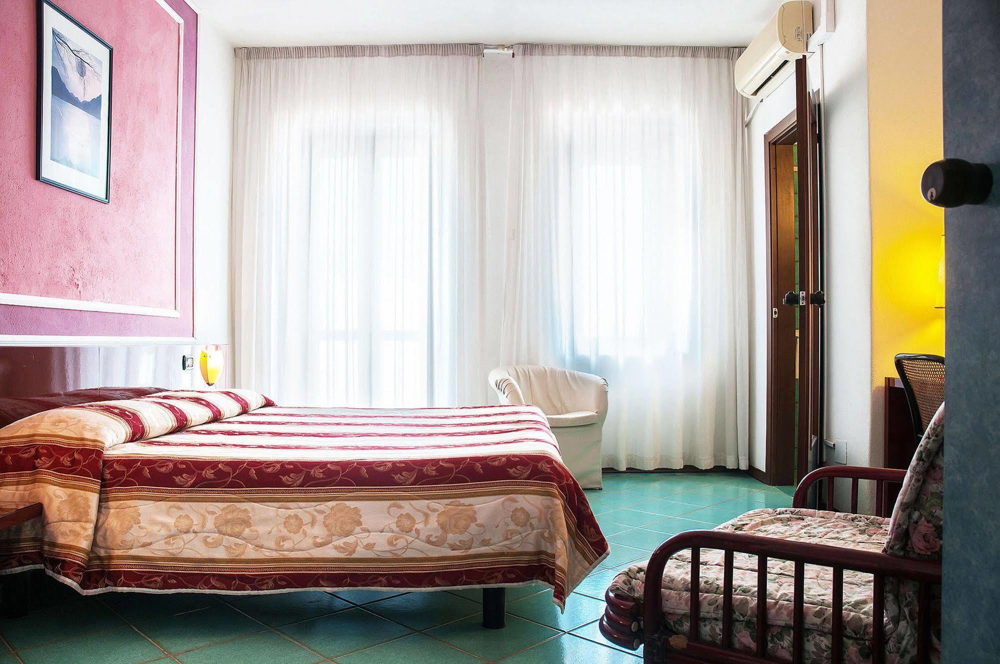 Hotel Annabelle Искья Экстерьер фото